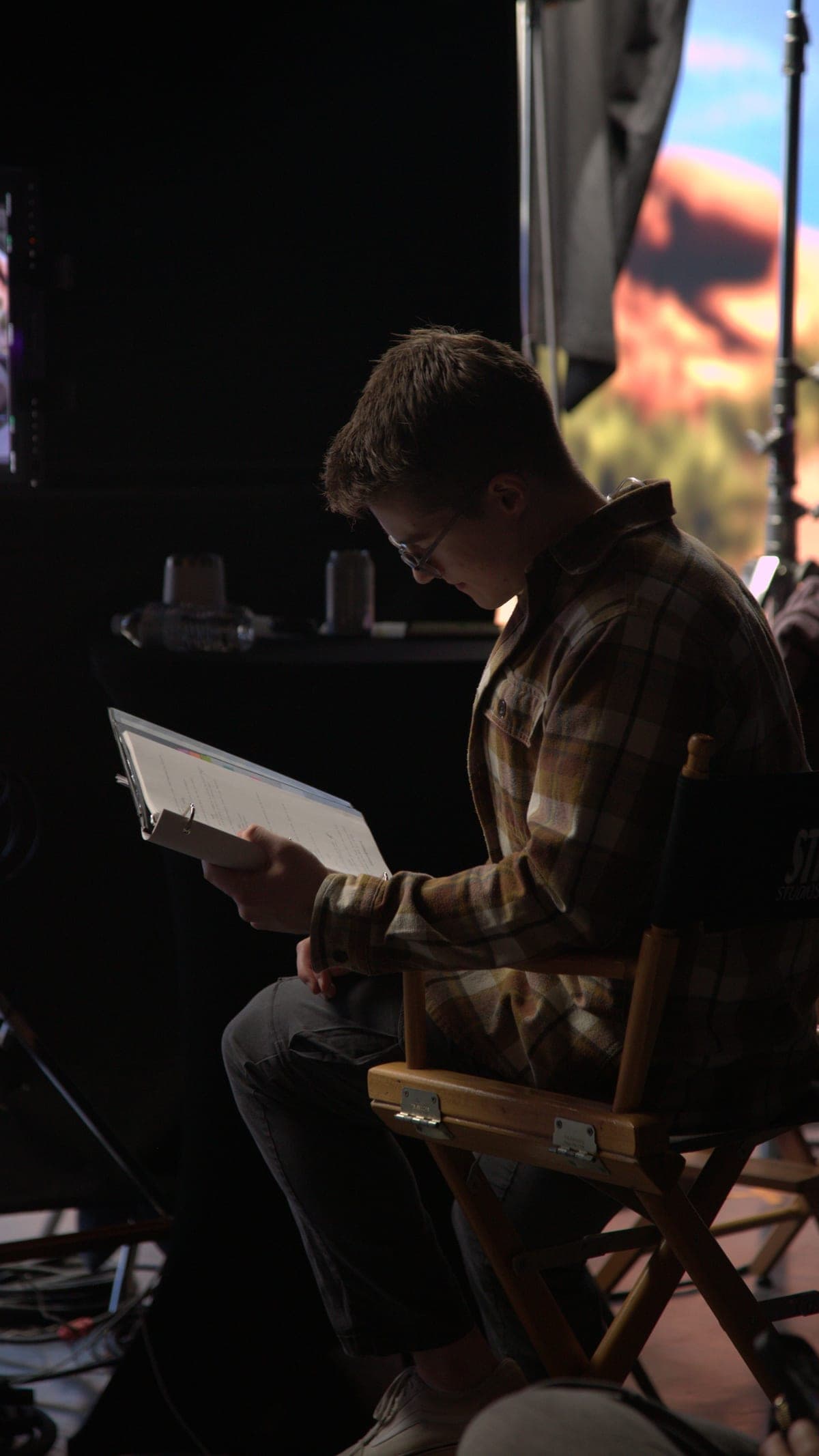 Behind the scenes — still 6
